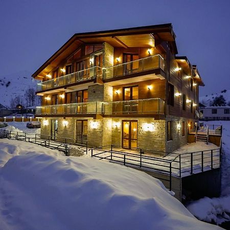 גודאורי Pine Chalets By Ka Group מראה חיצוני תמונה