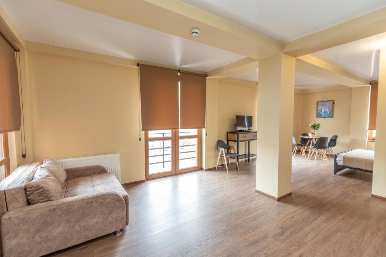 גודאורי Pine Chalets By Ka Group מראה חיצוני תמונה