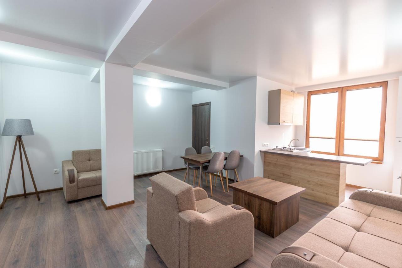 גודאורי Pine Chalets By Ka Group מראה חיצוני תמונה