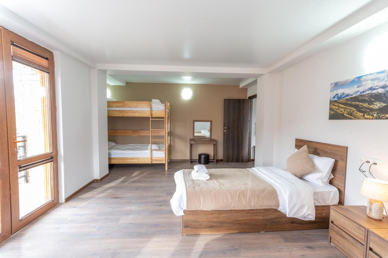 גודאורי Pine Chalets By Ka Group מראה חיצוני תמונה