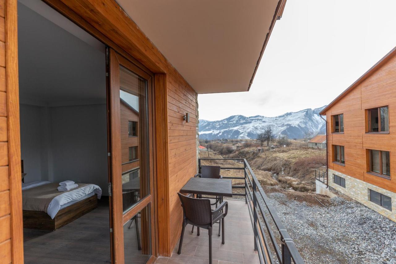 גודאורי Pine Chalets By Ka Group מראה חיצוני תמונה