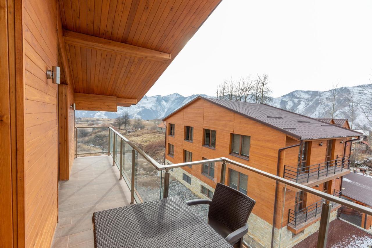 גודאורי Pine Chalets By Ka Group מראה חיצוני תמונה